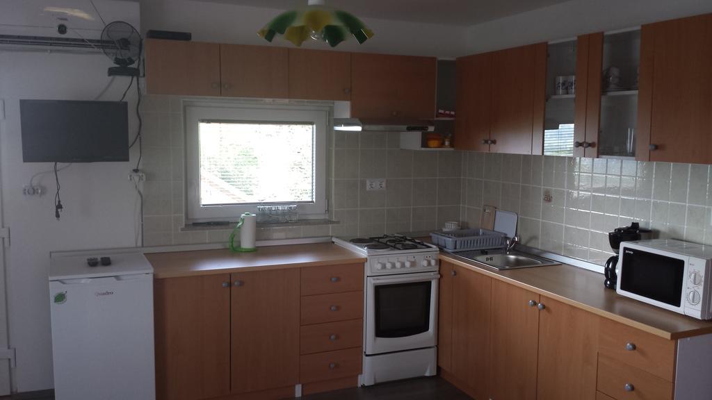 Apartment House Sumrak Bizeljsko Bilik gambar